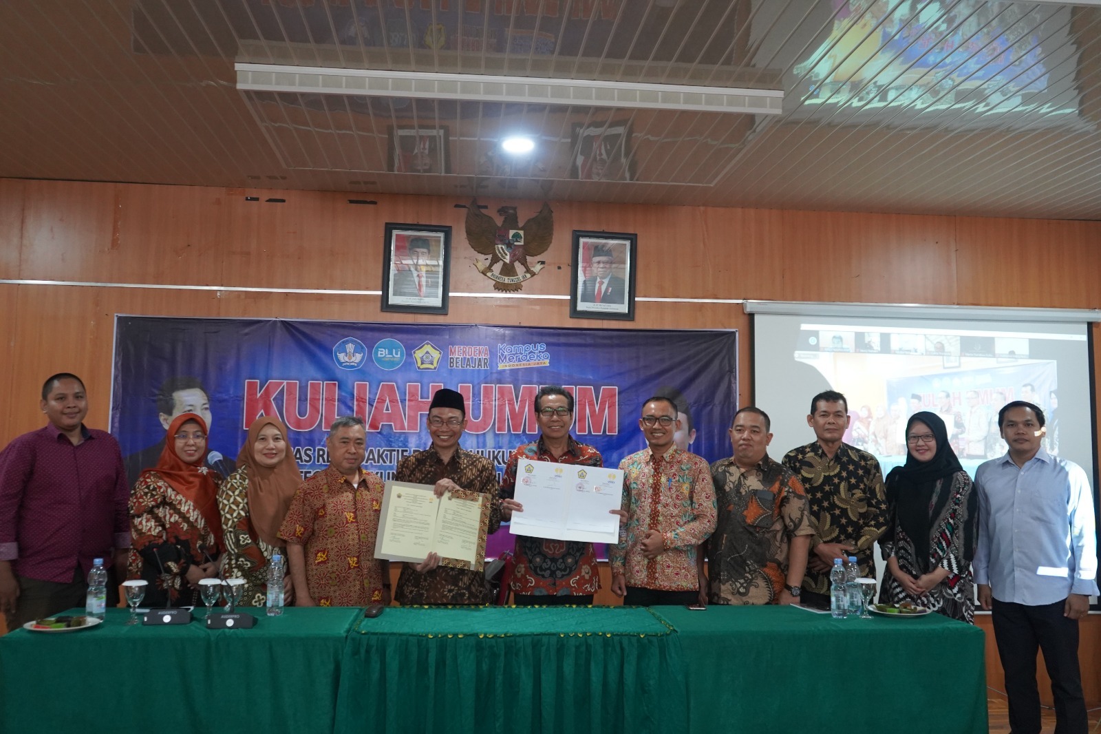 Dean Of Fh Unnes Becomes Public Lecture Resource Person And Signs