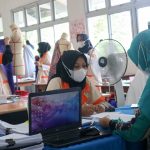 LSP UNNES GELAR UJI KOMPETENSI DESAINER BUSANA WANITA/ANAK/PRIA