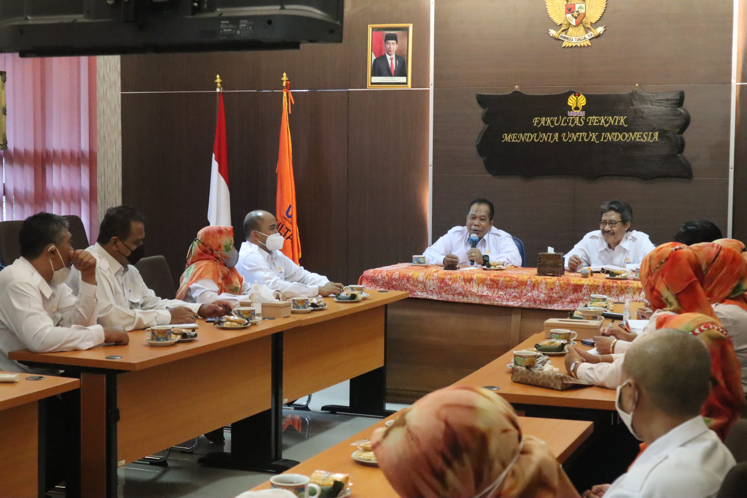 Apel Pagi Fakultas Teknik Bersama Rektor Universitas Negeri Semarang Faculty Of Engineering
