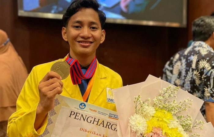 Nurjaya The Most Inspiring Student Mahasiswa Berprestasi Tingkat Nasional Tahun 2022