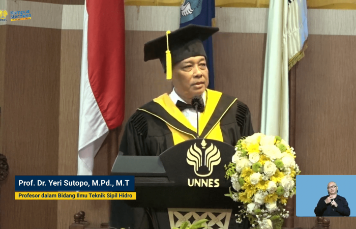 Pengukuhan Guru Besar Prof Yeri Sutopo