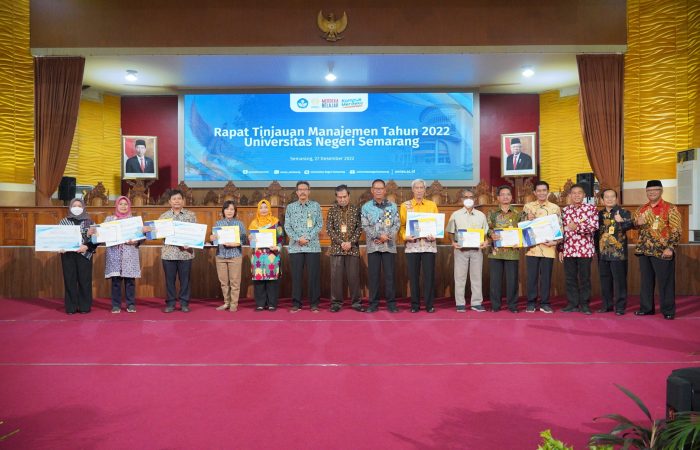Rapat Tinjauan Manajemen Tahun 2022 UNNES (1)
