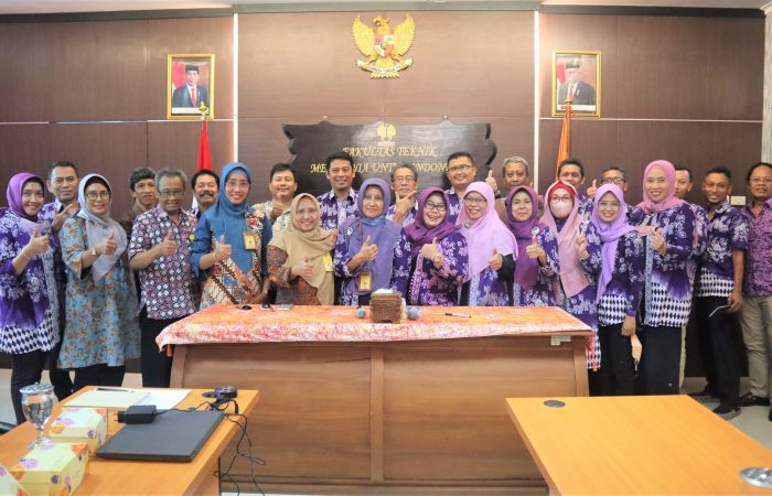 Kunjungan Pembangunan ZI dari FBS ke FT UNNES