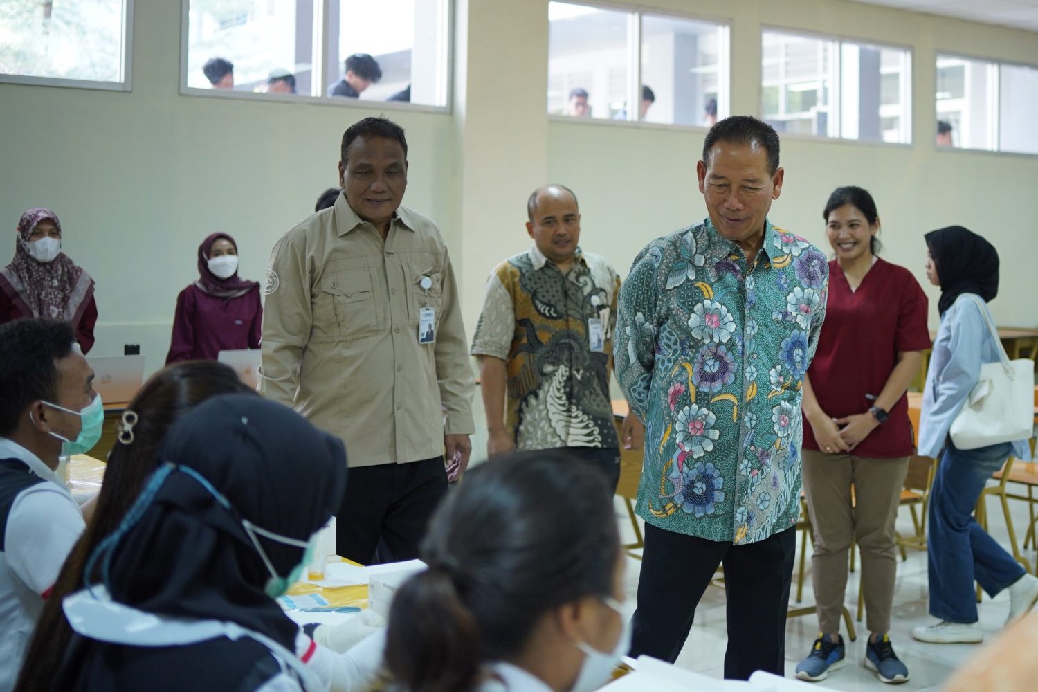 Muhammad Robby Unnes Mahasiswa FT UNNES 2025 BERSINAR (Bersih Narkoba) Ikuti Pemeriksaan ...