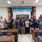 The BRIN team with FMIPA UNNES lecturers and students after the sharing session.