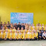 BEM FMIPA UNNES members and volunteers with the Peron Village community during the opening of MIPA Mengabdi 2026.