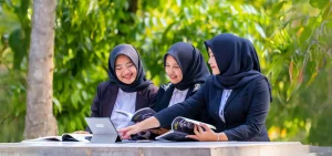 beda ipk dan ips