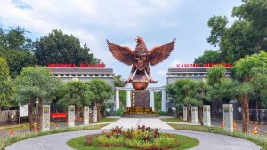 biaya kuliah unnes per semester