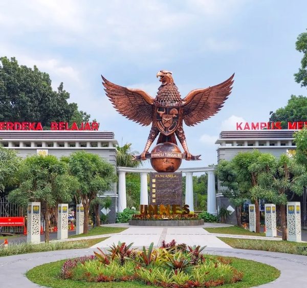 biaya kuliah unnes per semester