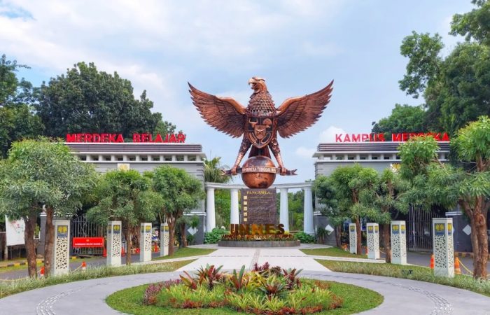 biaya kuliah unnes per semester