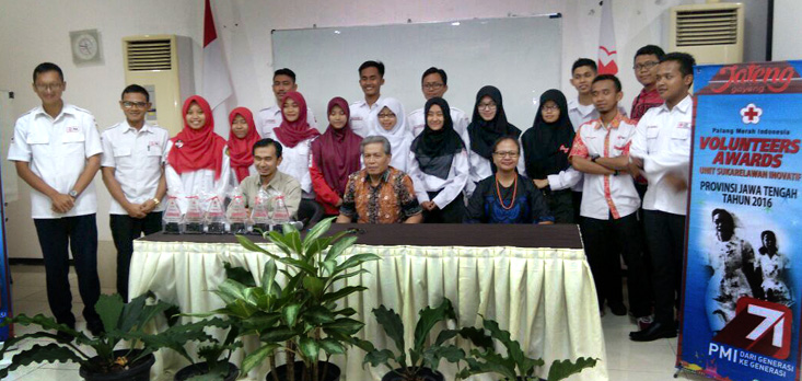 KSR PMI Unit UNNES Terbaik II Volunteers Awards Tingkat Jawa Tengah
