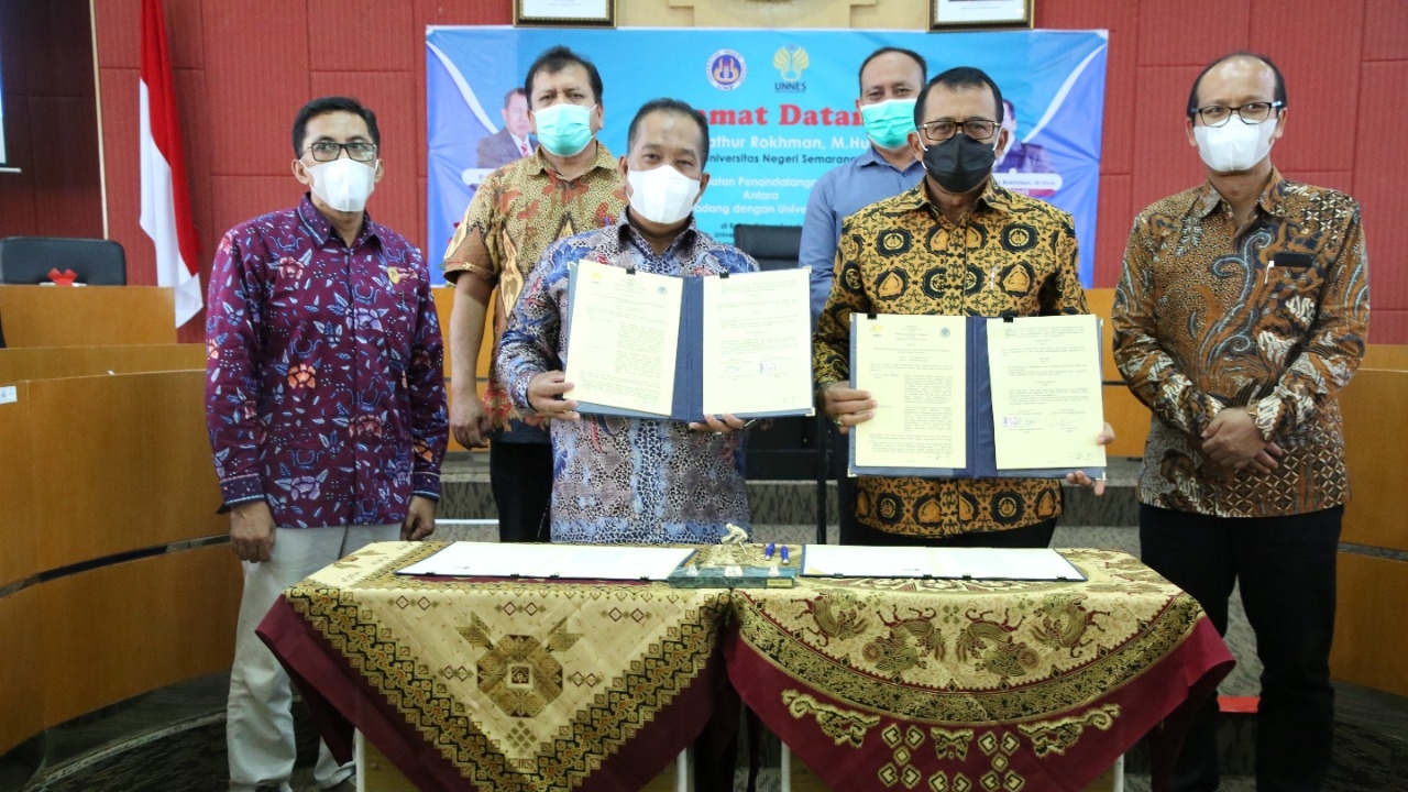 Universitas Negeri Semarang Universitas Berwawasan Konservasi