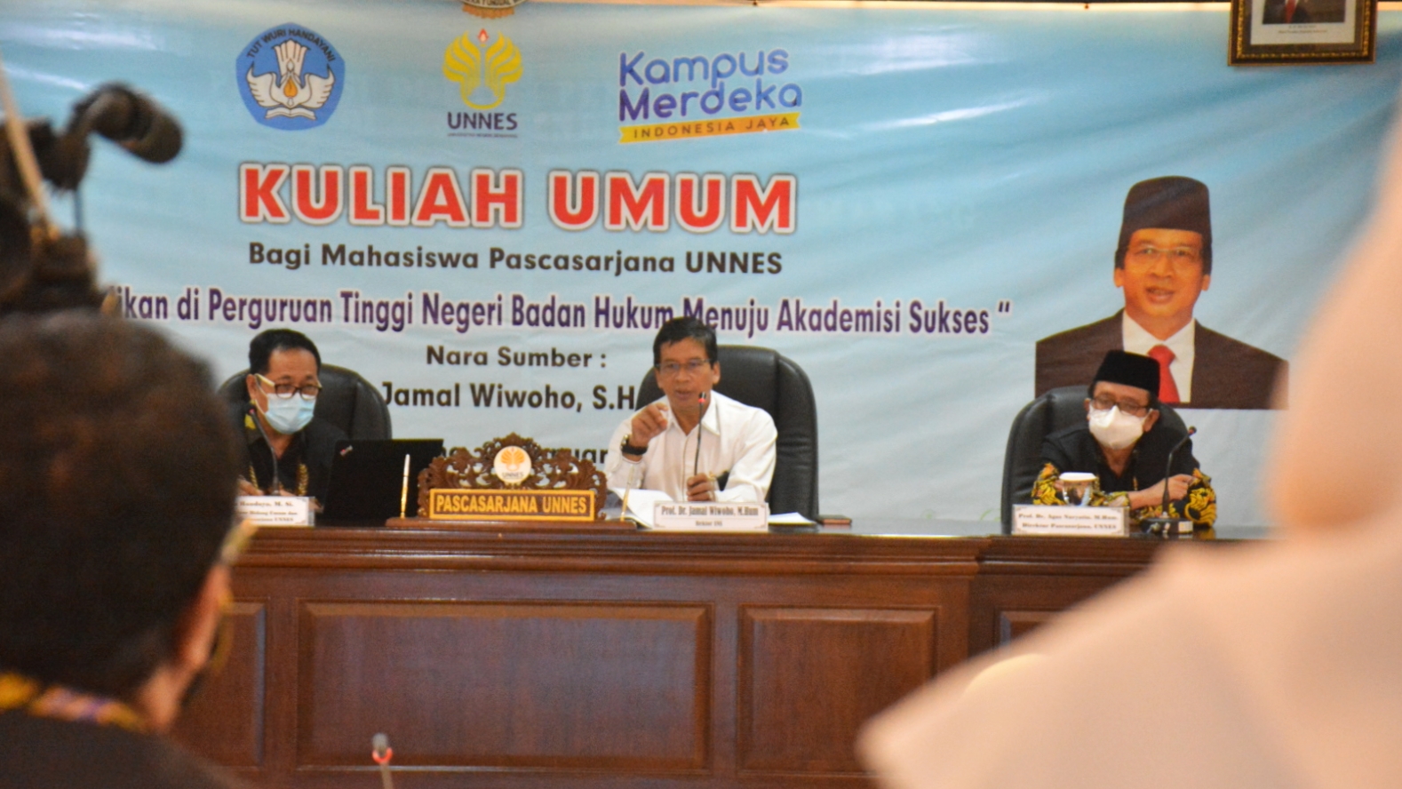 Pascasarjana UNNES Hadirkan Rektor UNS Dalam Kuliah Umum Persiapan PTNBH Menuju Akademisi Sukses