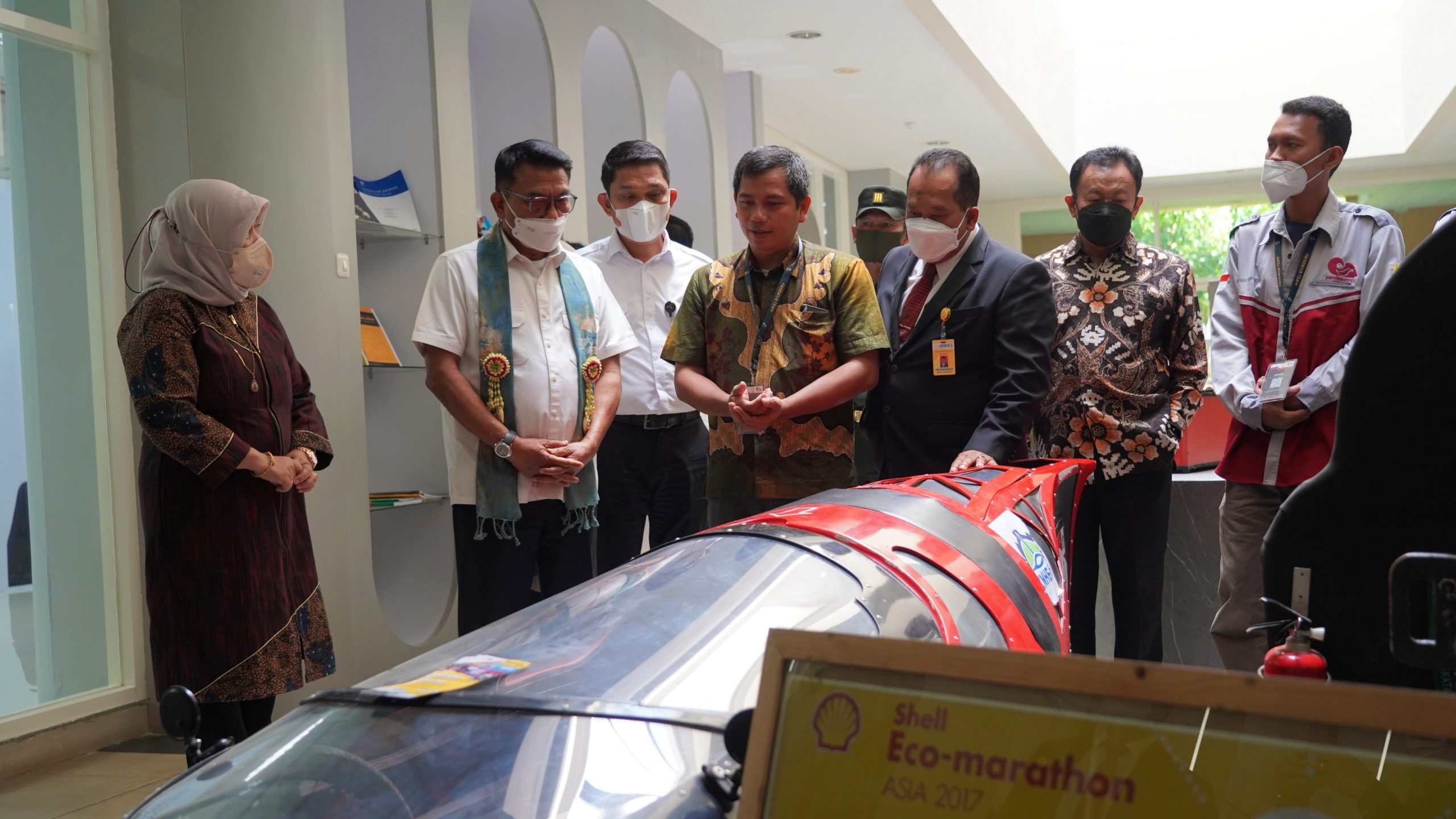 Kepala Staf Kepresidenan Jenderal TNI (Purn) Moeldoko Kunjungi Rumah Inovasi UNNES