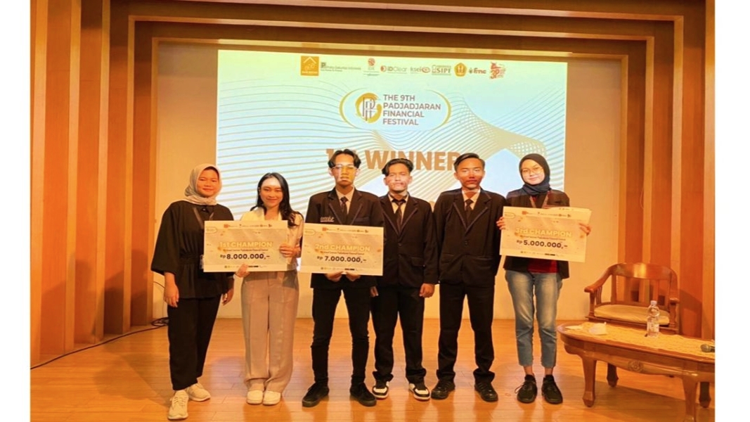 Mahasiswa FE UNNES Raih Juara 2 Investment Analysis Competition