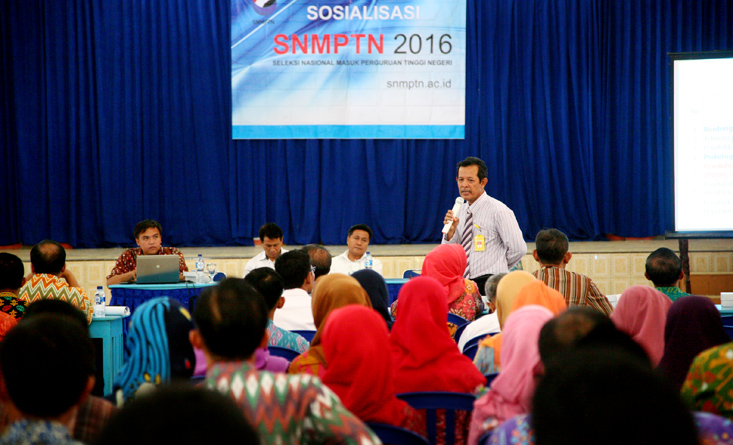 Unnes Lakukan Sosialisasi SNMPTN Serentak di Lima Kabupaten dan Dua Kota