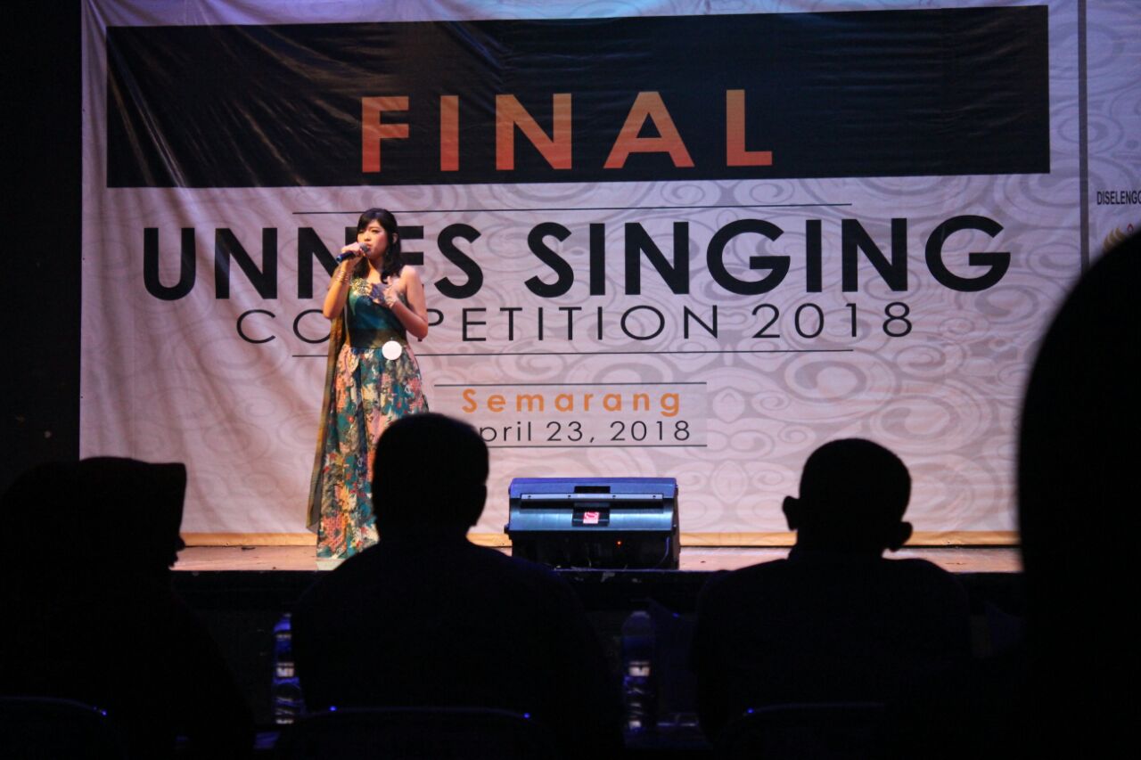 Juarai Kompetisi Menyanyi Tingkat Kampus, Vina Akan Maju ke Peksimida