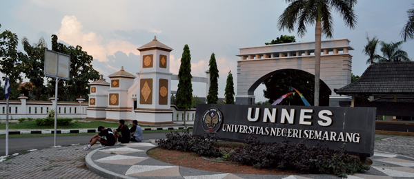 Universitas Negeri Semarang - Universitas Berwawasan Konservasi